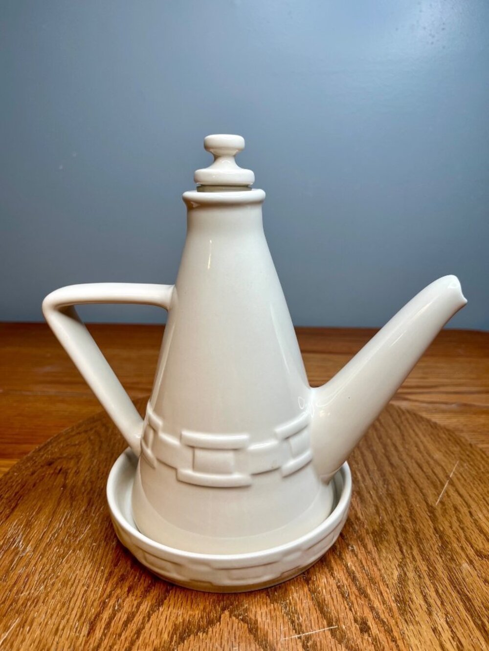 Longaberger Ivory Woven Traditions Oil Bottle With Stopper and Under Plate